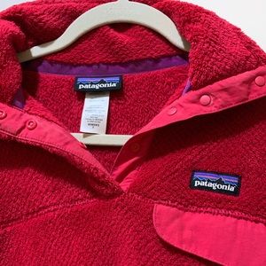 Berry Red Patagonia Pullover